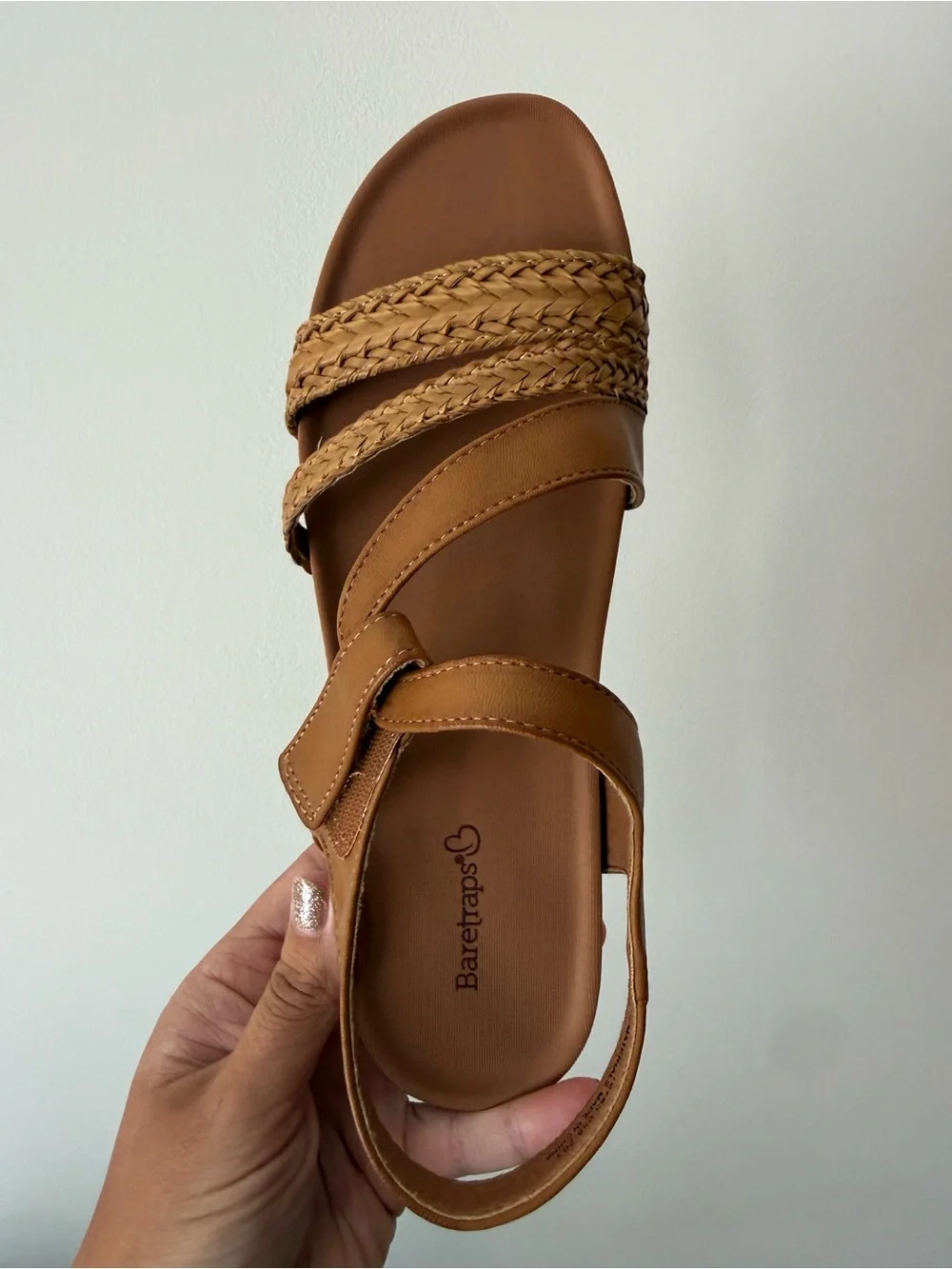 Women’s brand new without tags bare traps sandals